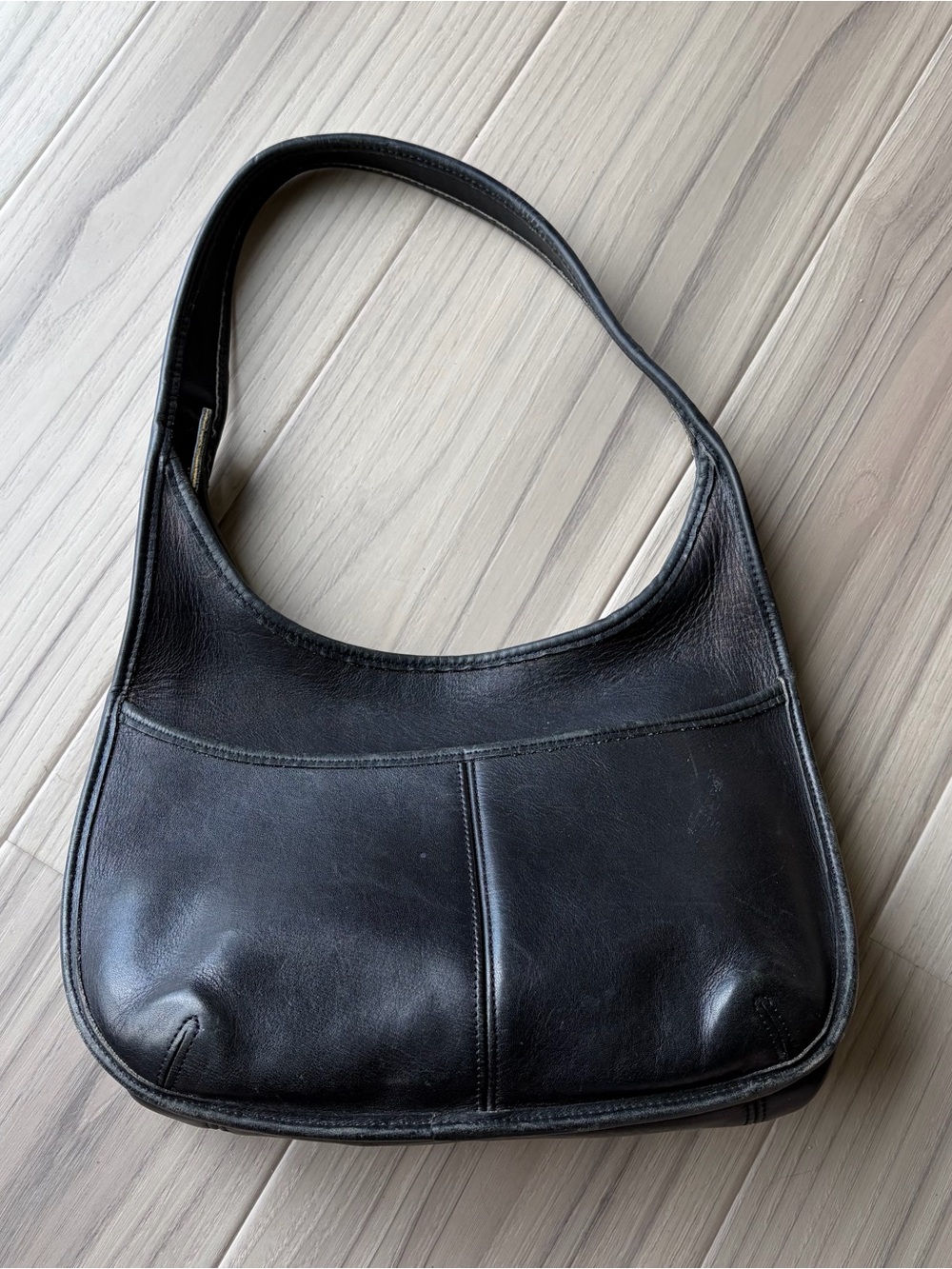 Vintage Coach 9033 Ergo Shoulder Bag